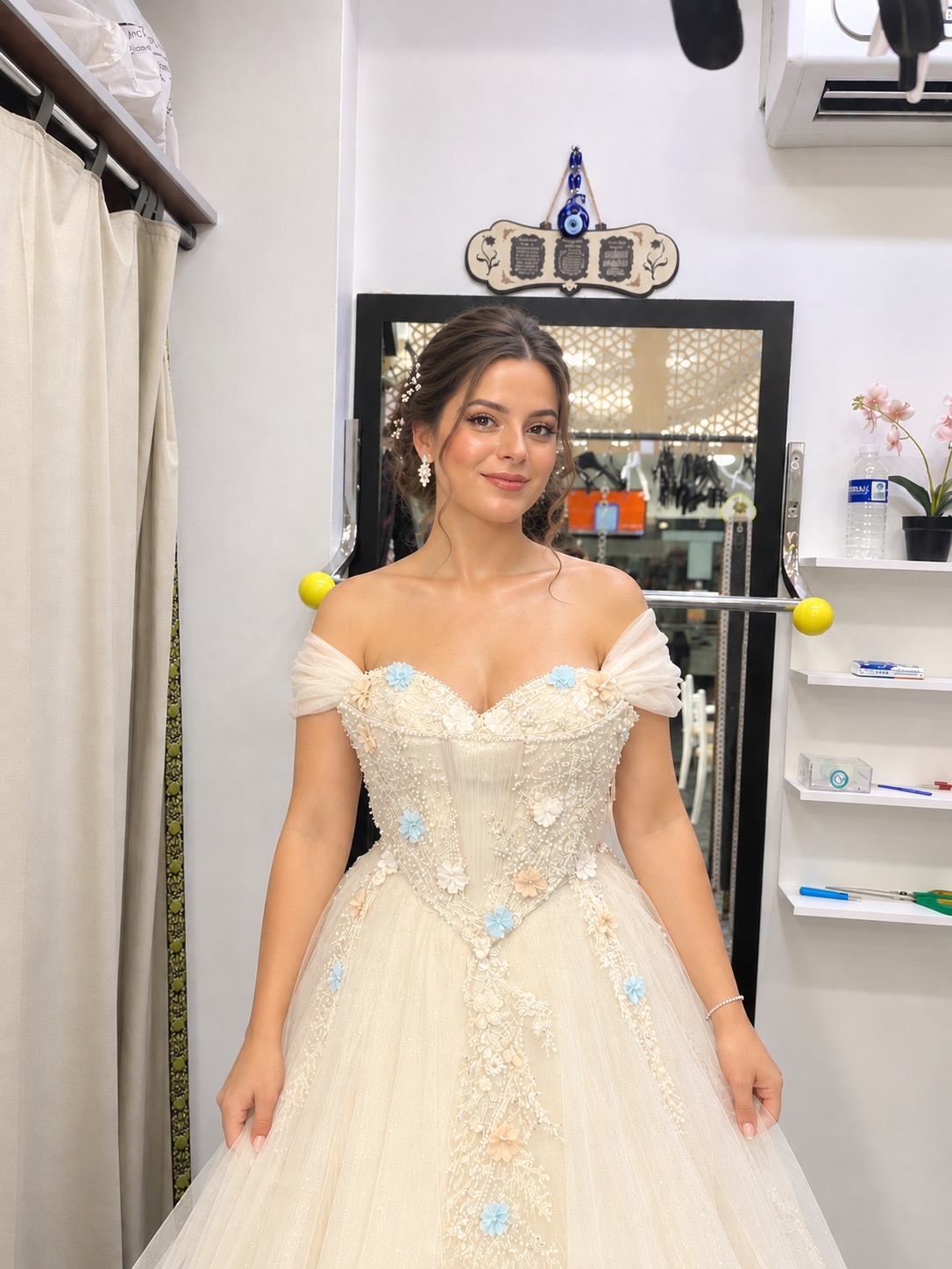 Nisan elbisesi